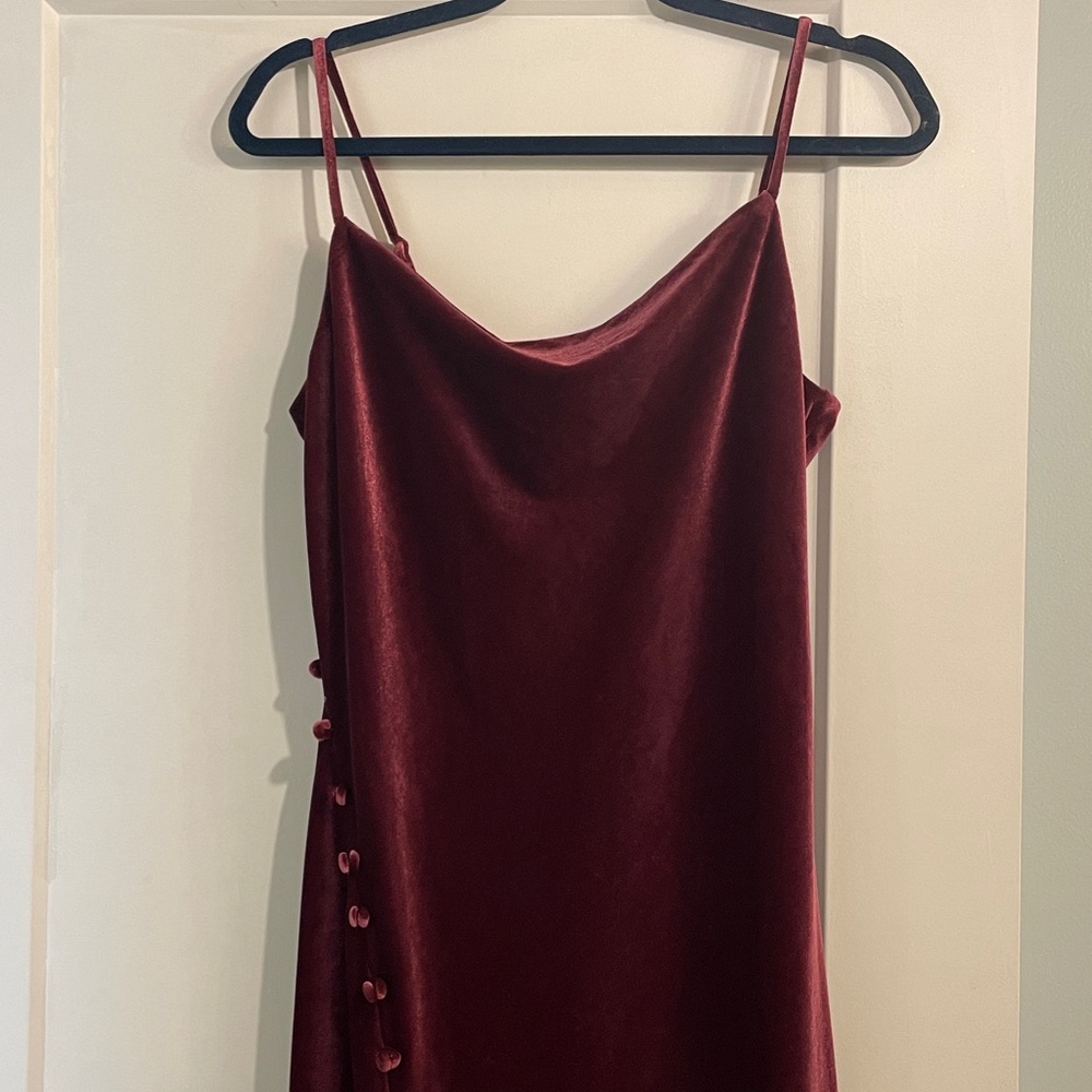 NWT Skies Are Blue Size S Spaghetti Strap Sheath High Slit Purple Velvety Dress